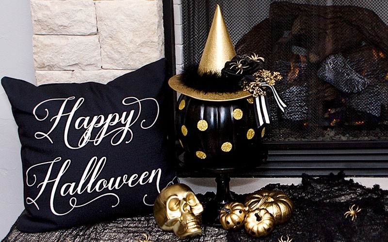 1-Halloween-Fireplace-Mantle