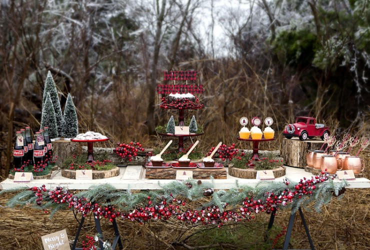 Rustic Plaid Christmas Party With Coca-Cola + FREE Holiday Printables