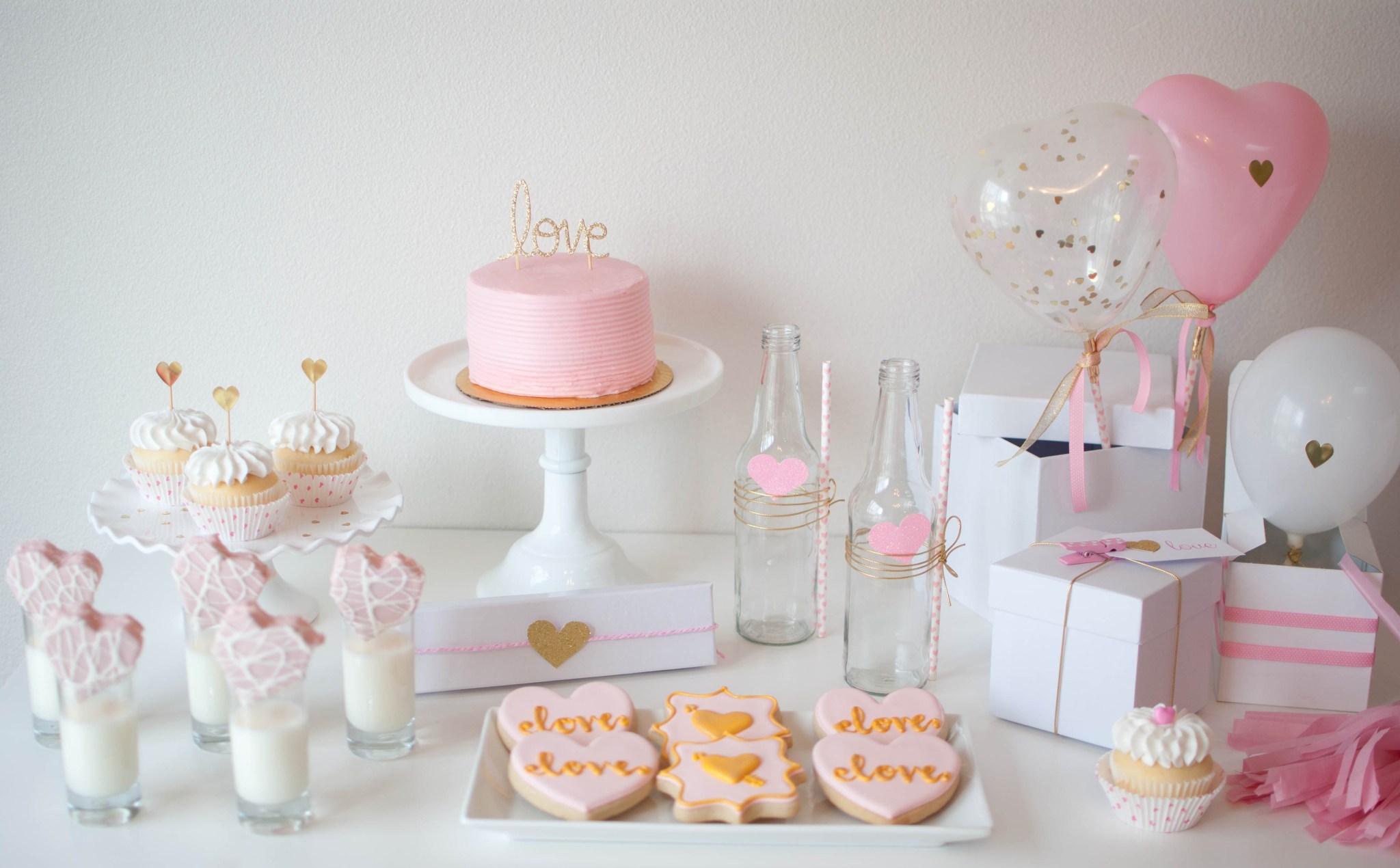 Pink and gold Valentines Day parties