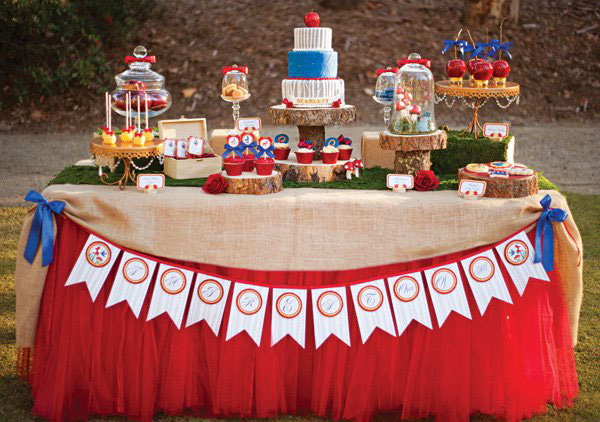 girl-snow-white-birthday-party