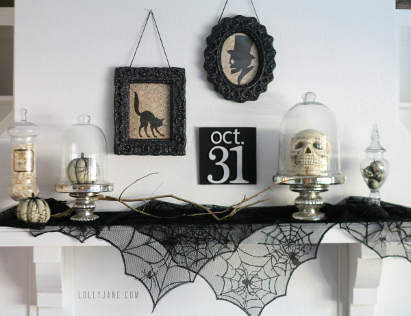vintage-halloween-mantel